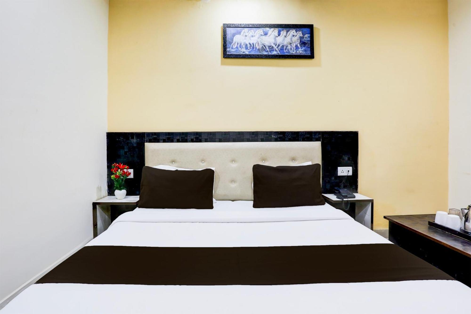 Super Hotel O Indira Enclave Haridwar Raiwala Buitenkant foto